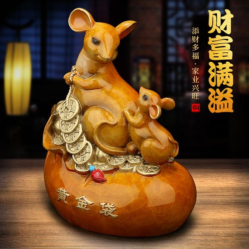 关于“铜精锅炒菜”打一正确的生肖的信息