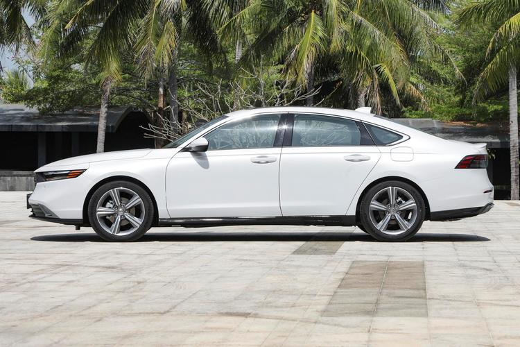 雅阁汽车-雅阁汽车2024新款