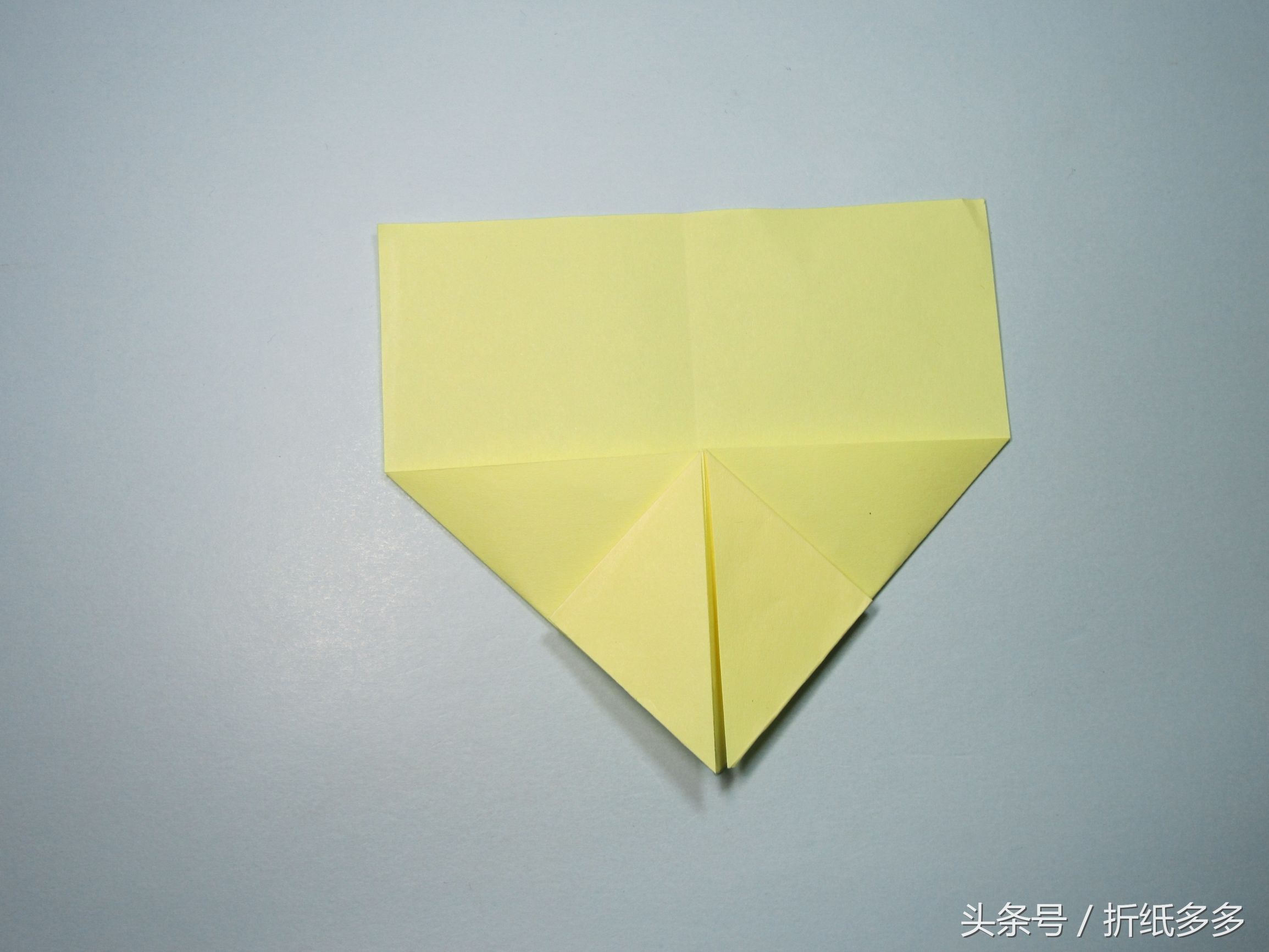 纸飞机钻圈用的纸飞机怎么做的简单介绍
