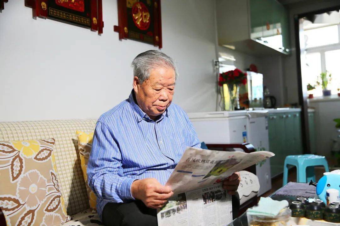电报员图片_电报图片大全