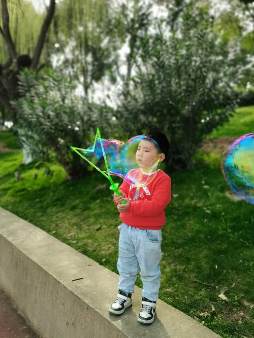 苹果手机纸飞机怎么设置中文版_苹果手机纸飞机软件怎么弄成中文版的