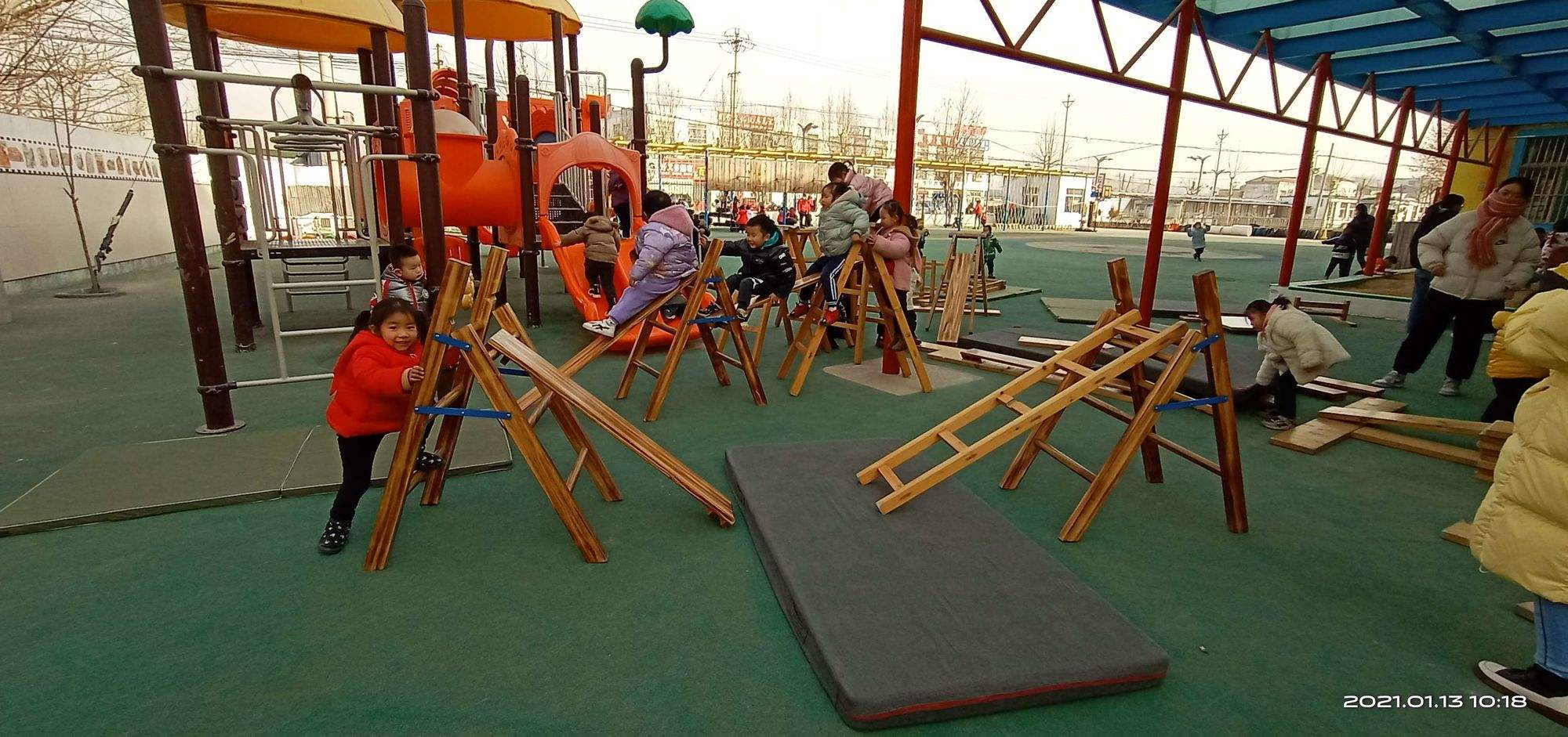 类似快连的免费梯子_除了快连还有啥梯子好用