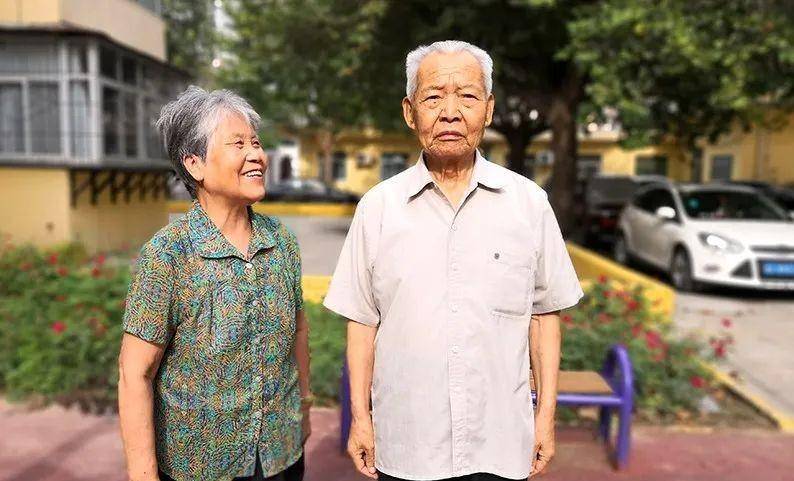 电报猴倒放视频_电报猴原声无消音