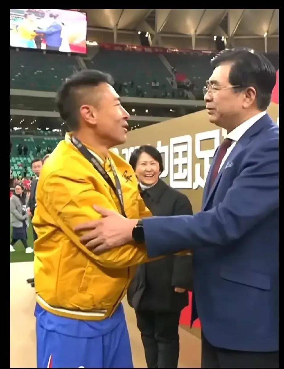 曝国青主帅久尔杰维奇被留任的简单介绍